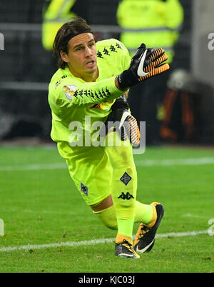 Stadio Esprit-Arena DŸsseldorf, Germania, 24.10.2017, Coppa di calcio tedesca, giorno 2, , Fortuna DŸsseldorf (Duesseldorf) vs Borussia Mšnchengladbach (Moenchengladbach, Gladbach) --- Yann Sommer (Gladbach) Foto Stock