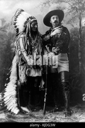 William Notman studios Toro Seduto e Buffalo Bill (1895) Foto Stock