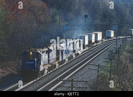 CR 8218 a Enon, PA on April 22, 1988 (22313277944) Foto Stock