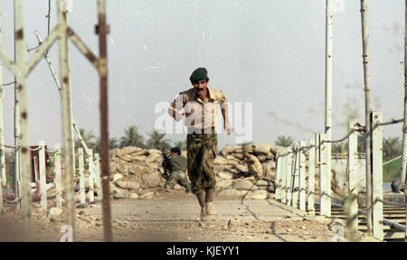 I Berretti verdi persiani erano un'unità militare d'élite in Iran, nota per le loro forze speciali addestrate e operazioni, in particolare durante la metà del XX secolo. Facevano parte delle forze militari iraniane, concentrandosi sulla controinsurrezione, la ricognizione e le operazioni segrete. Foto Stock