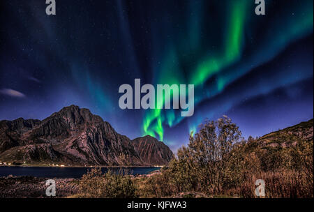 In generale, non vi è a breve termine un livello di prevedibilità per il verificarsi di auroras, come normalmente si verificano diversi giorni dopo una tempesta solare. Foto Stock