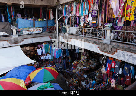 Ubud, Bali - 12.05.2016: Il bazaar di Ubud Foto Stock