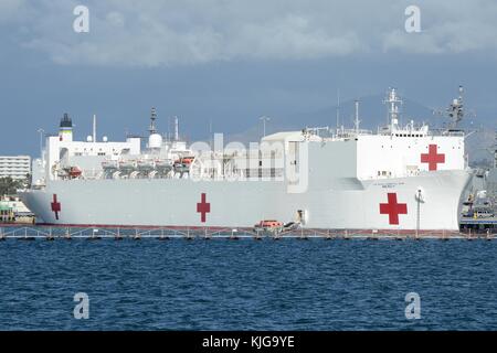 Us Navy nave ospedale t-ah-19 usns misericordia. Foto Stock