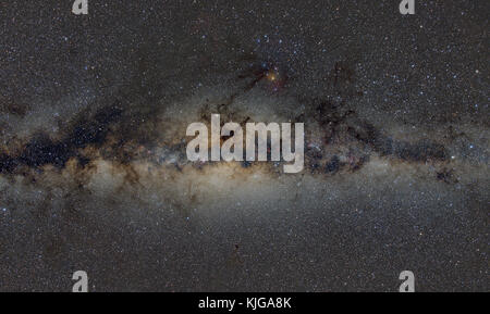 La Namibia, Regione Khomas, vicino Uhlenhorst, Astrophoto, la fascia della Via Lattea con il rigonfiamento della nostra galassia e il centro galattico Foto Stock