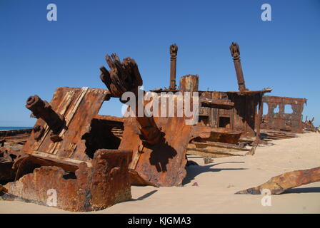 Close-up della ss il relitto della nave Maheno su Fraser Island, in australia Foto Stock