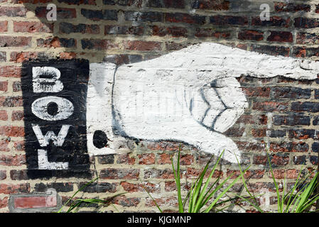 Brooklyn, New York - Luglio 12, 2015: brooklyn bowl segno di ingresso nel quartiere di williamsburg di Brooklyn. Foto Stock