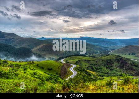 La guida attraverso le colline di sabie in Sud Africa. Foto Stock