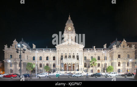 Cape town, Sud Africa - 24 marzo 2012: cape town city hall di cape town, provincia del Capo Occidentale, Sud Africa durante la notte. Foto Stock