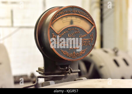 New york - giugno 17, 2015: antichi weston amperometro in grand central in New York City. Foto Stock