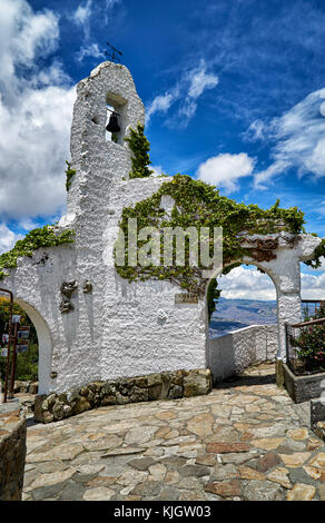 Piccola cappella sul Cerro de Monserrate, Bogotà, Colombia, Sud America Foto Stock