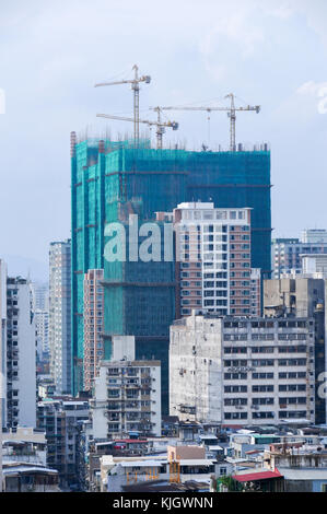 Macao - 25 maggio 2008: il vecchio affollato condominio in Macau, Cina. Foto Stock
