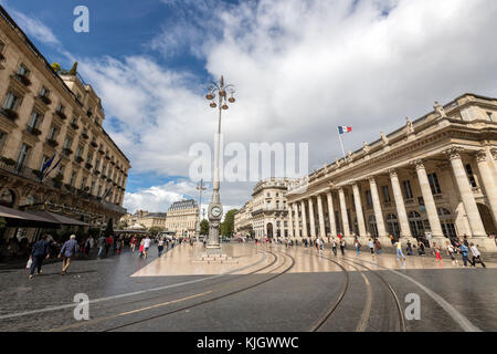 Bordeaux Opera Nazionale - Grand Theatre in Place de la Comédie, Bordeaux, dipartimento della Gironda, Francia. Foto Stock