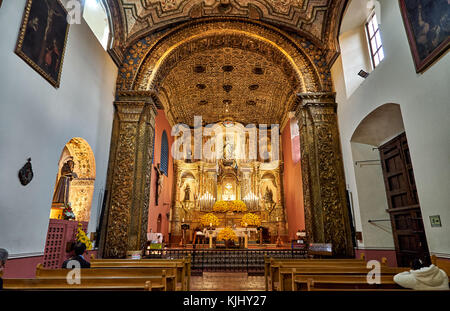 Interiorshot di iglesia de la Concepción, Bogotà, Colombia, Sud America Foto Stock