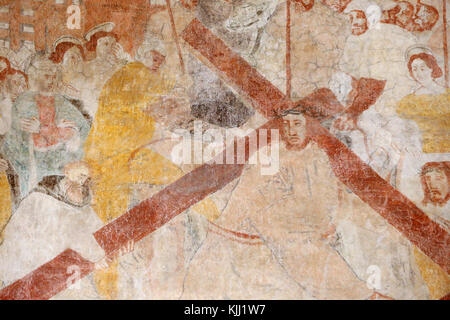 Archivio de Lugny chiesa. Xvi secolo muro dipinto. Cristo nella sua passione. Gesù accetta la sua croce. La Francia. Foto Stock