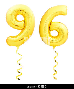 Golden novantasei 96 fatto di palloncino gonfiabile con nastro su bianco Foto Stock