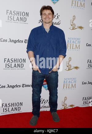 NEWPORT BEACH, CA - 23 APRILE: Jason Ritter arriva al 17° Festival annuale del cinema di Newport Beach, che onora il ricevimento tenuto al Balboa Bay Club and Resort il 21 aprile 2016 a Newport Beach, California persone: Jason Ritter Foto Stock