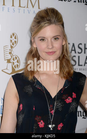 NEWPORT BEACH, CA - 23 APRILE: Maggie Grace arriva al 17° Festival annuale del cinema di Newport Beach, che onora il ricevimento tenuto al Balboa Bay Club and Resort il 21 aprile 2016 a Newport Beach, California persone: Maggie Grace Foto Stock