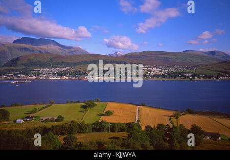 Fort William e Ben Nevis come si vede da tutta la sponda occidentale del loch linnhe, Lochaber Foto Stock