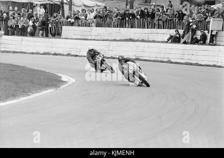 Moto Racing al Crystal Palace in Inghilterra nel 1972. Questo è stato l'ultimo anno di corse su questo circuito e il circuito è stato chiuso nel 1974 a causa di problemi di sicurezza. Foto Stock