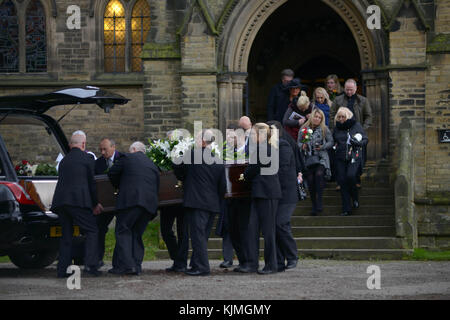 Funerale di Bobby Knutt alla Chiesa di Wentworth, vicino Rotherham, South Yorkshire, Regno Unito. Foto Stock