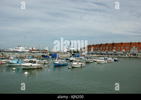 Porto spiaggia di Calais Francia del nord della cittadina francese di Calais Foto Stock