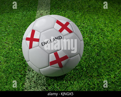 3D rendering del bianco pallone da calcio con impressi in Inghilterra bandiera colori collocato accanto alla linea di passo Foto Stock