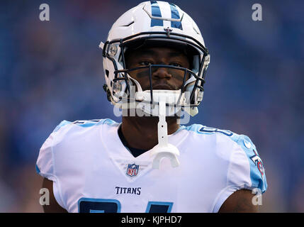 Indianapolis, Indiana, Stati Uniti d'America. 26 Nov, 2017. Tennessee wide receiver Corey Davis (84) durante la NFL Football azione di gioco tra il Tennessee Titans e Indianapolis Colts a Lucas Oil Stadium di Indianapolis, Indiana. Tennessee sconfitto Indianapolis 20-16. John Mersits/CSM/Alamy Live News Foto Stock