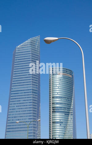 Espacio torre e Cristal tower. CTBA, Madrid, Spagna. Foto Stock