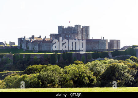 Xi secolo il castello di Dover da Castle Hill, Dover, Kent, England, Regno Unito Foto Stock