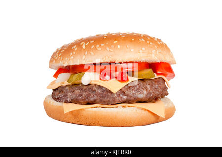 Gustosa cheeseburger isolati su sfondo bianco Foto Stock
