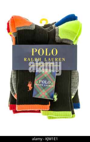 Winneconne, WI - 20 novembre 2017: Un pacchetto di Polo Ralph Lauren calze su uno sfondo isolato. Foto Stock