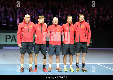 Lille, Francia. 26 novembre 2017. Presentazione della squadra belga di Coppa Davis Johan Van Herck, David Goffin, Steve Darcis, Ruben Bemelmans e Joris De Loore durante la finale di Coppa Davis del 26 novembre 2017 a Lille, Francia. Crediti: YAN LERVAL/AFLO/Alamy Live News crediti: Aflo Co. Ltd./Alamy Live News Foto Stock