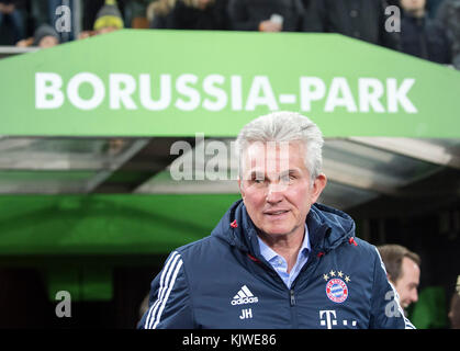 Moenchengladbach, Germania. 25 novembre 2017. Trainer Jupp HEYNCKES (M), Fussball 1. Bundesliga, 13 anni. Spieltag, Borussia Monchengladbach (MG) - FC Bayern Monaco (M), AM 25.11.2017 a Borussia Monchengladbach/Germania. |utilizzo del credito mondiale: dpa/Alamy Live News Foto Stock