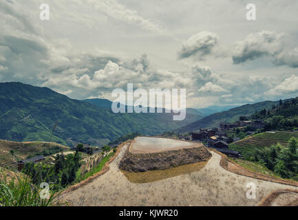 Longji terrazze di riso trova guilin Guangxi Zhuang regione autonoma di Guangxi aka provincia della Cina Foto Stock