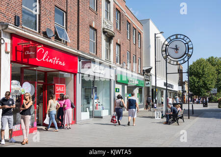 Città orologio, High Street, Brentwood, Essex, Inghilterra, Regno Unito Foto Stock