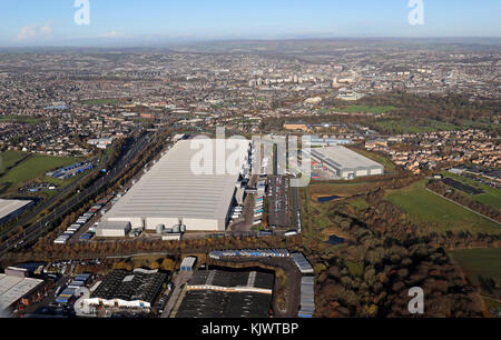 Vista aerea del M & S di un centro di distribuzione, Bradford, West Yorkshire, Regno Unito Foto Stock