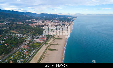 Foto aerea di Canet de Mar, Catalogna, Spagna Foto Stock