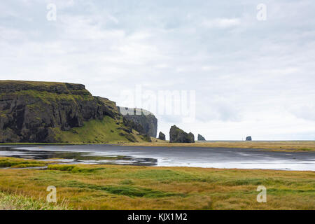 Viaggio in Islanda - mare di vik ho myrdal villaggio atlantico sulla costa sud in katla geoparco in settembre Foto Stock