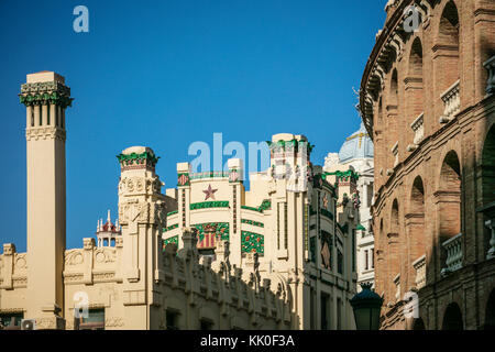 Torri ornamentali, Estacio del Nord, valencia, Spagna. Foto Stock