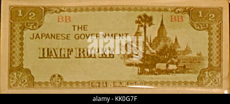 Il giapponese una metà Rupee nota professione valuta la Birmania Foto Stock