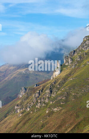 Vista dal Mirador de covalruyu, miera valley, valles pasiegos, cantabria, Spagna, Europa Foto Stock