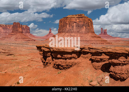 Formazioni rocciose nella Monument Valley, Arizona Foto Stock