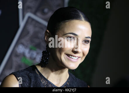 Hollywood, Ca. 28th novembre 2017. Emmanuelle Chriqui, in occasione della seconda Stagione "Shut Eye" di Hulu al Magic Castle di Hollywood, California, il 28 novembre 2017. Credito: Faye Sadou/Media Punch/Alamy Live News Foto Stock