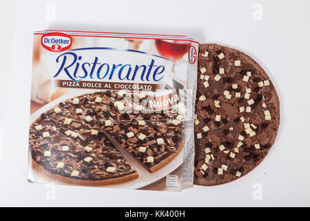 Pizza al cioccolato da Dr. Oetker Foto Stock