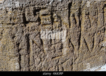 Parole scolpite sulla parete, Perth, Australia. Foto Stock