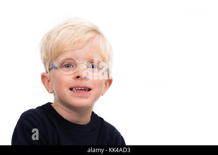 Bello 4 anno vecchio ragazzo ritratto Foto Stock