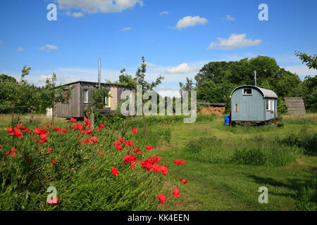 Sito di legno rimorchio, Ecovillage Sieben Linden vicino a Beetzendorf / Salzwedel, Sassonia-Anhalt, Germania, Europa Foto Stock