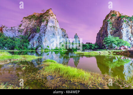 Khao ngu parco di pietra vista notturna Foto Stock