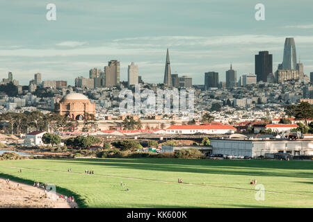 Crissy Field e dello skyline di San Francisco. Foto Stock