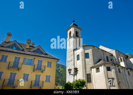 Santa Maria Vergine Assunta la chiesa di Santa Maria Maggiore, Valle Vigezzo, Piemonte, Italia Foto Stock